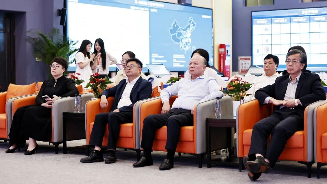 越南绿色化数字化转型发展研究院主席苏勇一行到访国联股份